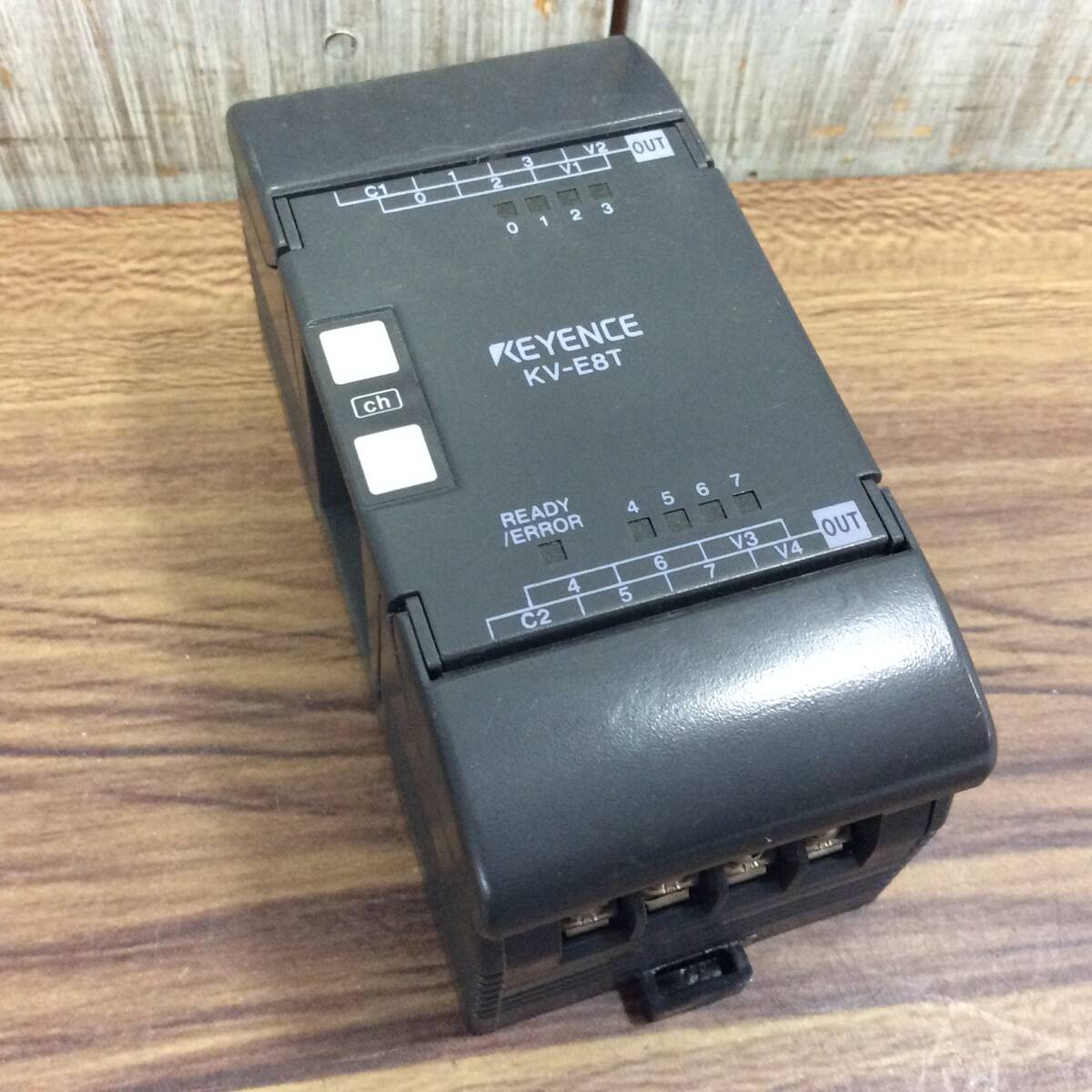 ●中古品 KEYENCE キーエンス 出力8点 トランジスタ(シンク) KV-E8T