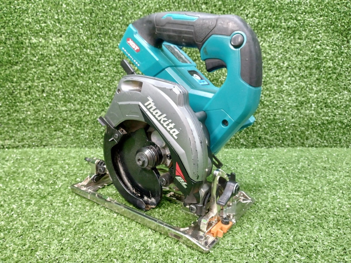 中古 makita マキタ 40Vmax 125mm 充電式マルノコ HS007GZ 本体 中古 makita マキタ 40Vmax 125mm 充電式マルノコ HS007GZ 本体