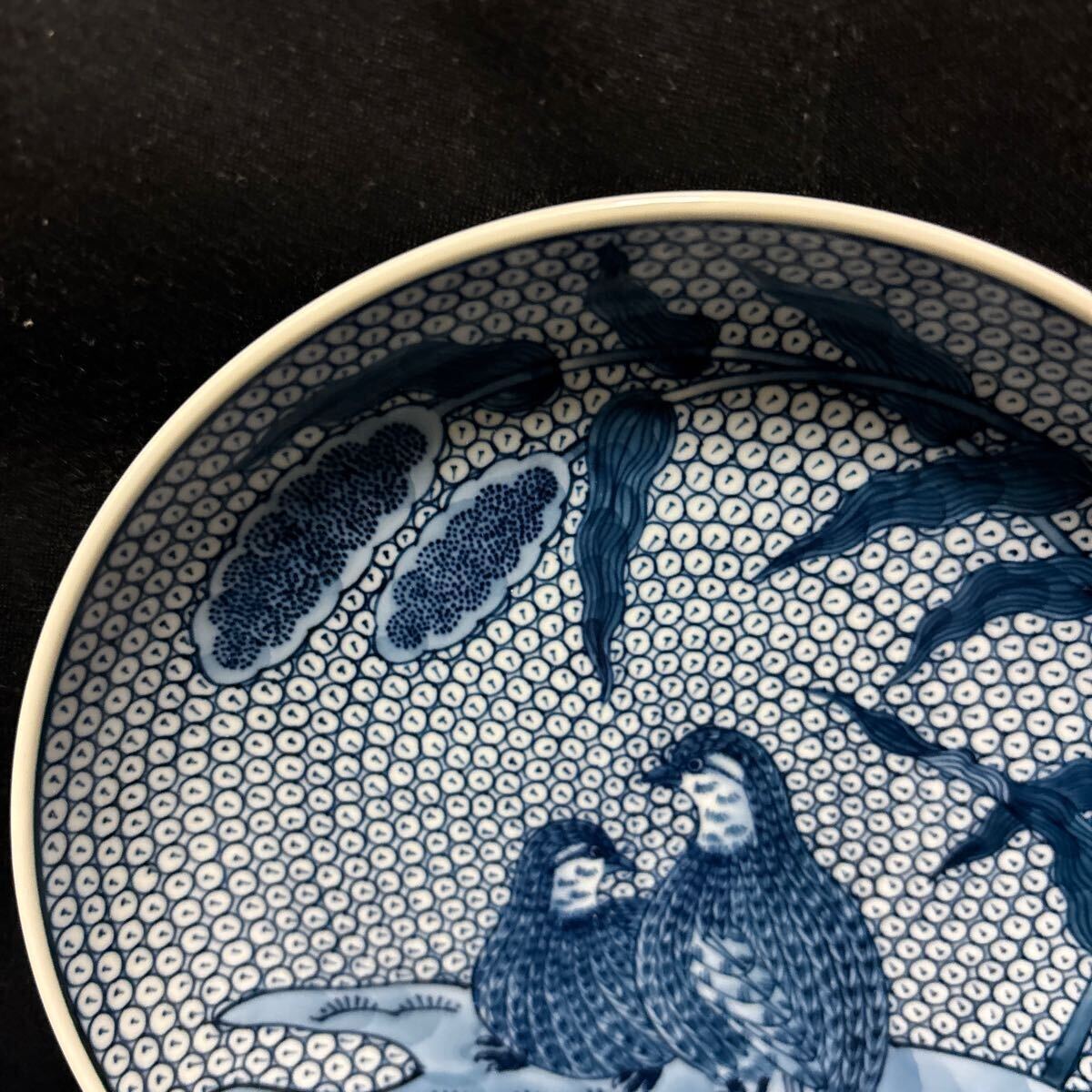 有田焼 源右衛門作 染付粟に鶉絵皿 共箱 源右衛門窯 飾り皿 和 有田焼 源右衛門作 染付粟に鶉絵皿 共箱 源右衛門窯 飾り皿 和