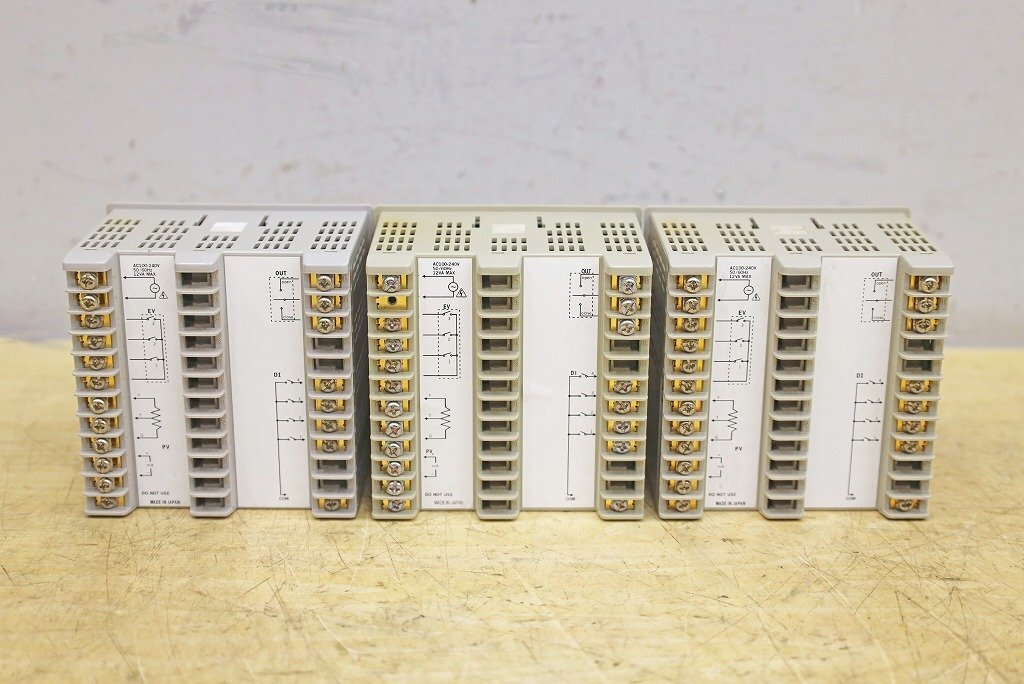 Yahoo!オークション - 8883B24 YAMATAKE 山武 モータドライバー Yahoo!オークション - 8883B24 YAMATAKE 山武 モータドライバー