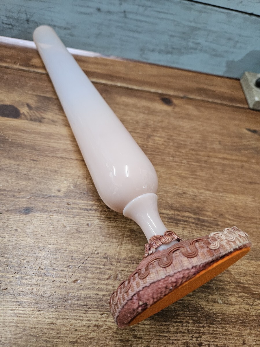 フランスアンティーク ピンクのオパリンガラス 花瓶 一輪挿し グラス 花器 フランスアンティーク ピンクのオパリンガラス 花瓶 一輪挿し