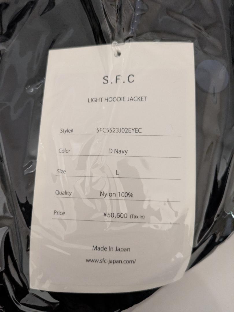 Bibian 比比昂- S.F.C x eye_C LIGHT HOODIE JACKET Lサイズ Bibian 比比昂- S.F.C x eye_C LIGHT HOODIE JACKET Lサイズ