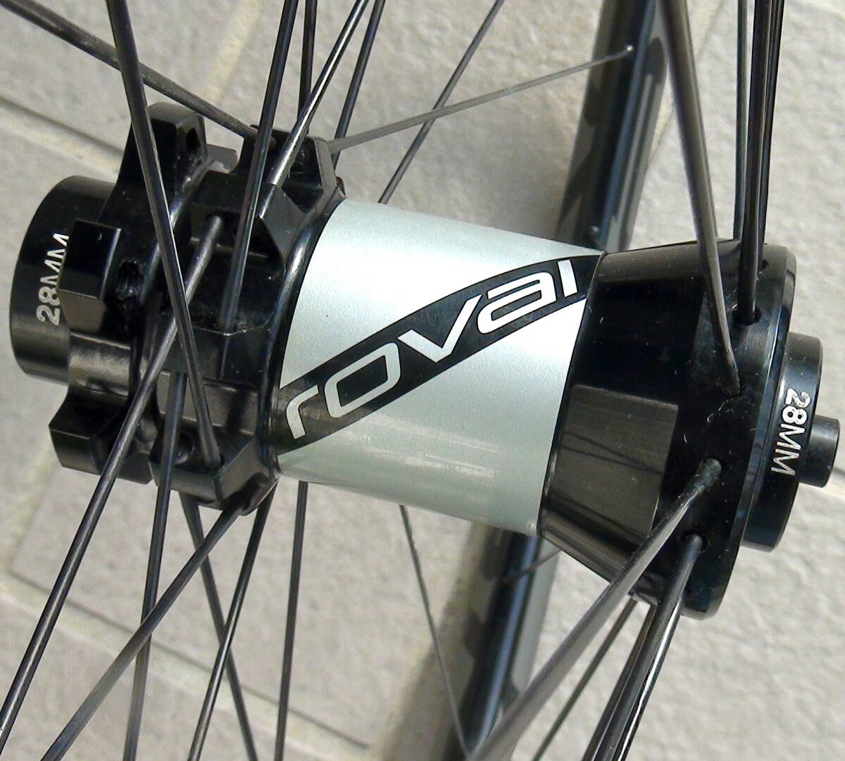 ファッションなデザイン 軽量 roval クイック ディスクブレーキ クリンチャー control 27インチ、700C