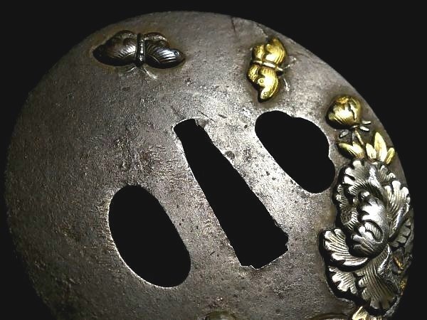 [ меч принадлежности #3825] {A класс } ( гарда меча ) нет .. шедевр.! золотой серебряный ...... бабочка map .. цветная роспись толщина. есть высота гравюра умение. внешний вид хорошо . один товар 