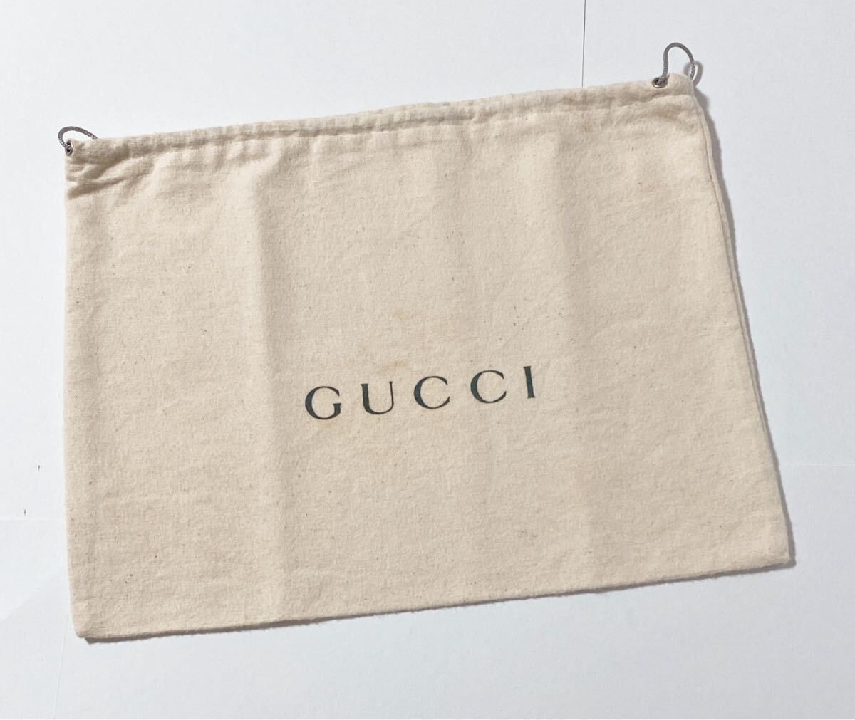 グッチ「GUCCI」バッグ保存袋 舊型 (4702) 正規(guī)品 付屬品 內(nèi)袋 布袋 巾著袋 バッグ収納袋 ヴィンテージ 當(dāng)時(shí)品 わけあり 1枚おまけ