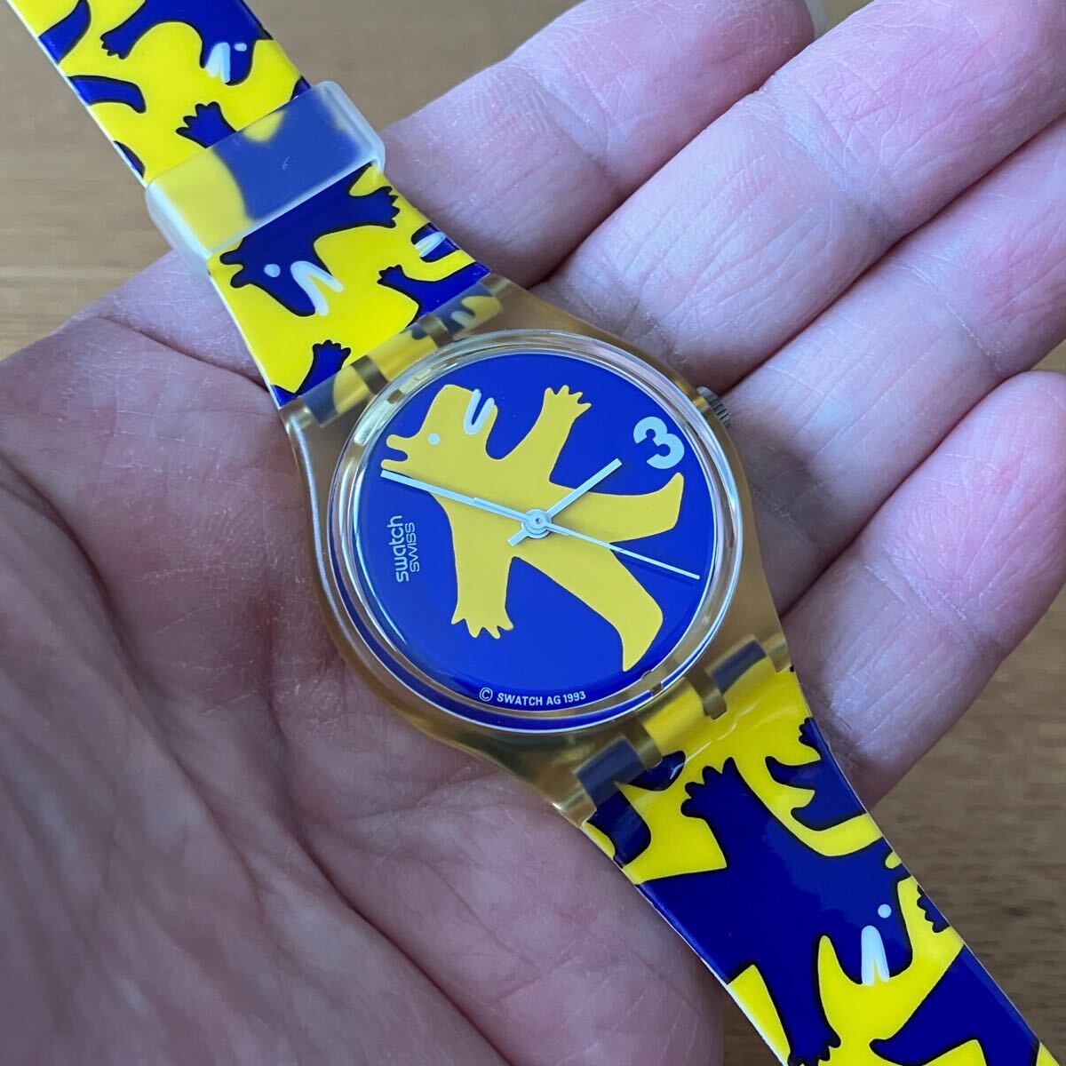 未使用 美品 90s ヴィンテージ swatch スウォッチ gent GJ112 BESTIONE Bear クォーツ 腕時計 稼働品