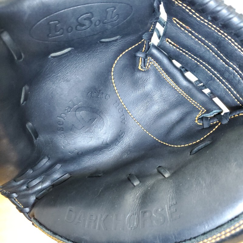 ダークホース LSL 美品 レアな左投げ用 キャッチャーミット 軟式 ダークホース LSL 美品 レアな左投げ用 キャッチャーミット 軟式