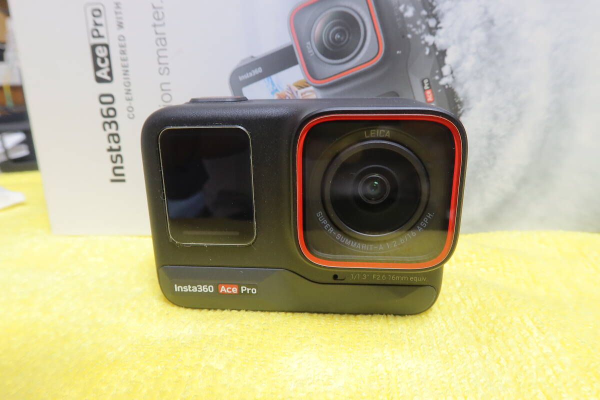 素晴らしい外見 Insta 360 Ace Pro 美品 ビデオカメラ