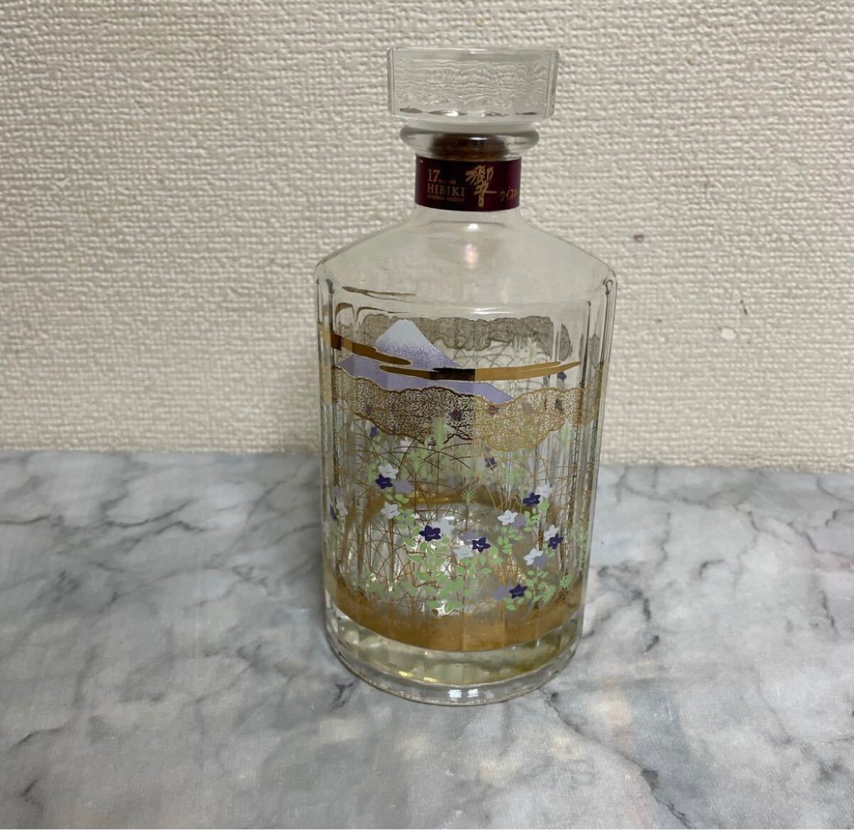 響 17年 意匠ボトル 武蔵野富士 ウイスキー 空瓶