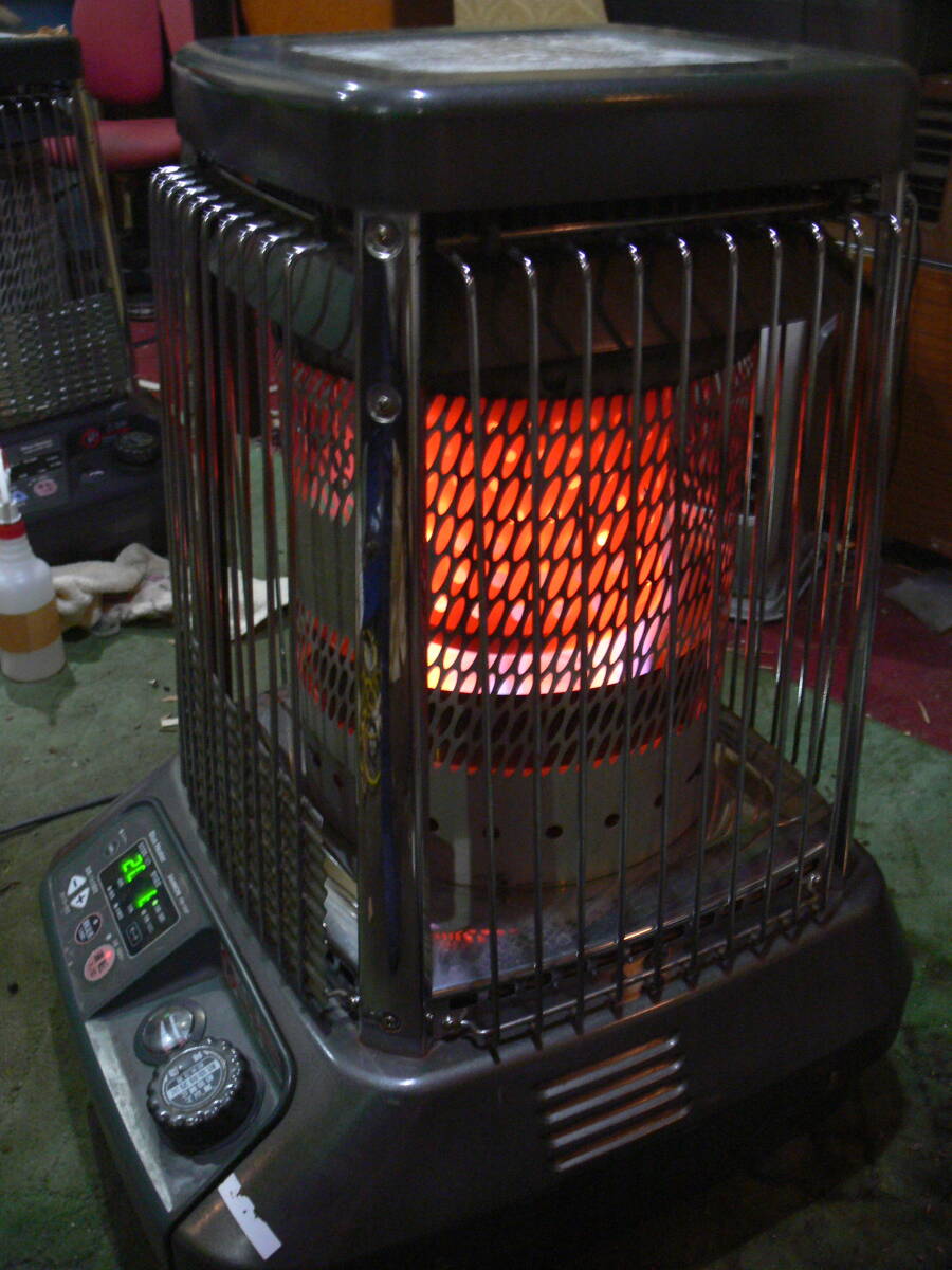 ダイニチ業務用ファンヒーター 中古品 18.5kw ダイニチ業務用ファンヒーター 中古品 18.5kw