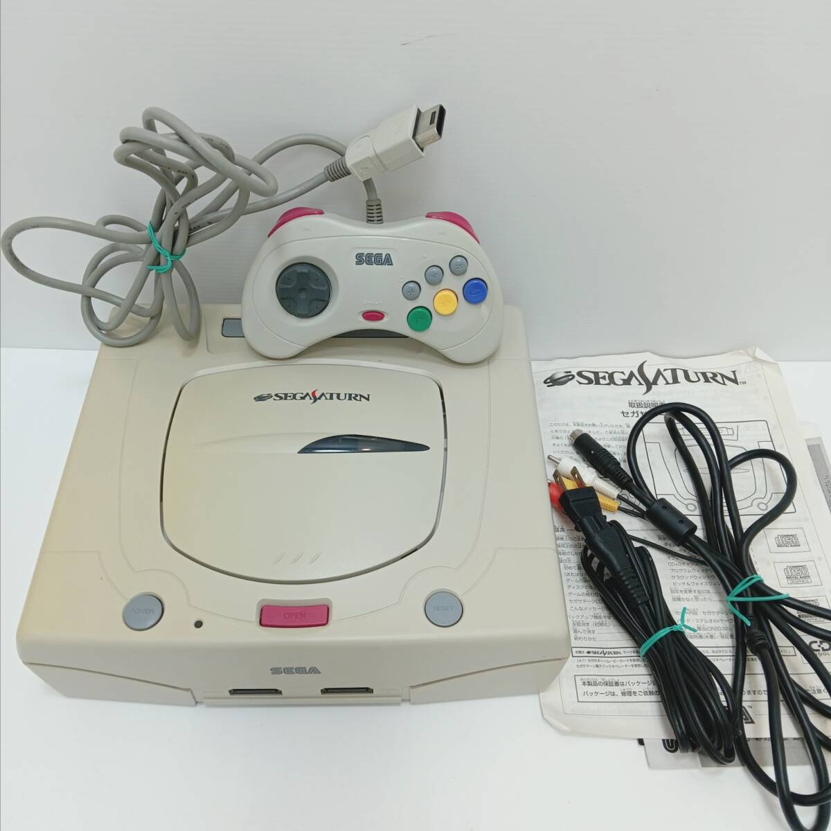 1t2659c2t 動作OK SEGA セガ SEGA SATURN セガサターン HST-3220 本体 コントローラー ケーブル類 説明書付き