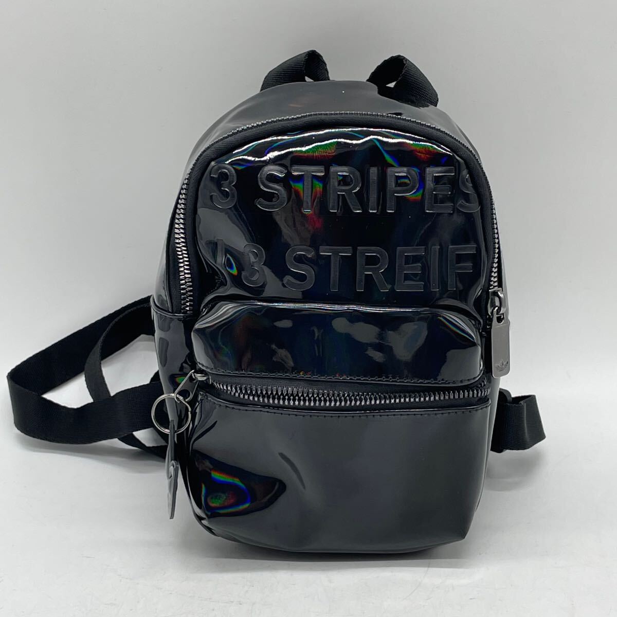 ★BN2793□adidas アディダス ミニバッグ ミニリュック ブラック パテント キッズにも