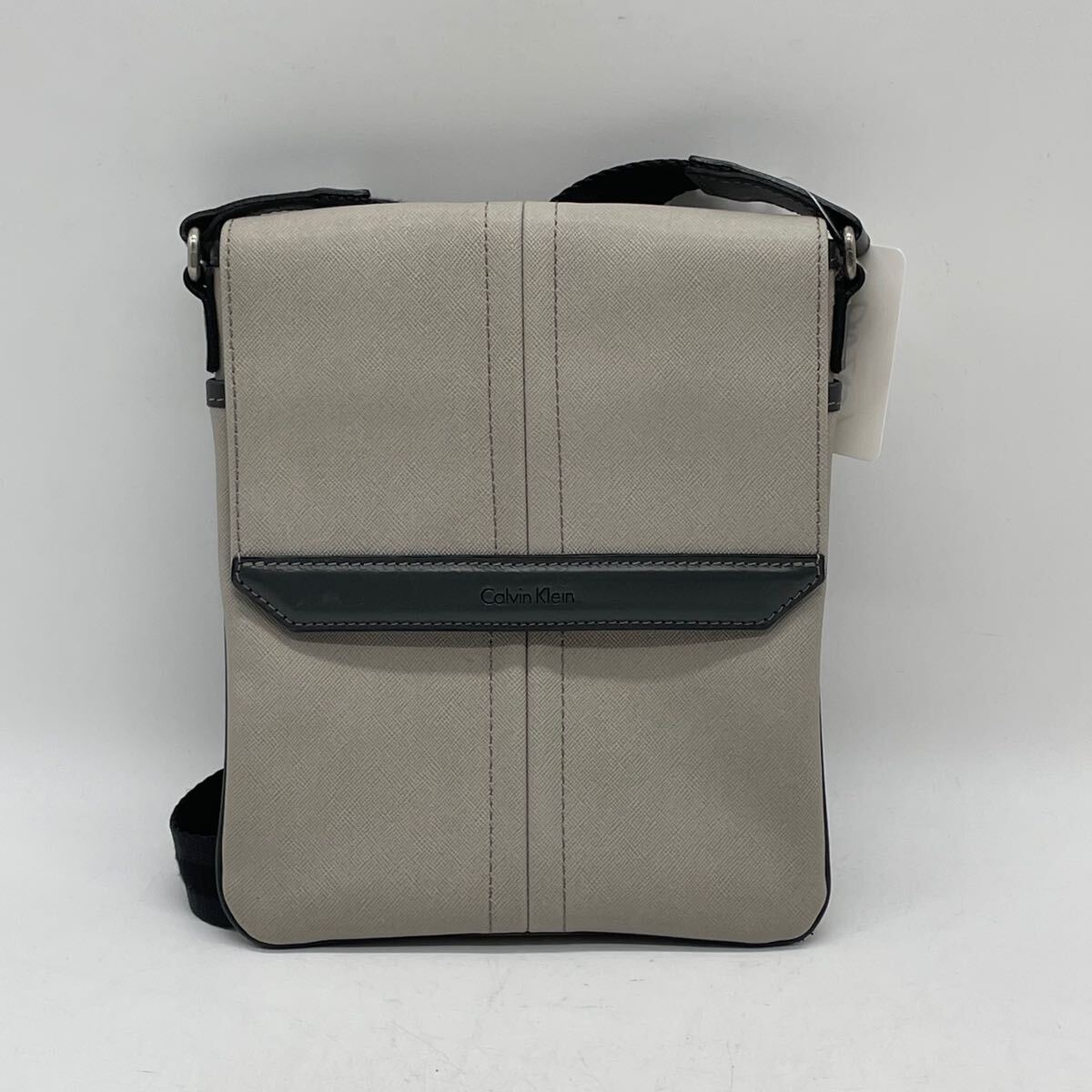 ★BN2837□CALVIN KLEIN カルバンクライン CK レザー ショルダーバッグ 斜め掛け グレー イケテイ製