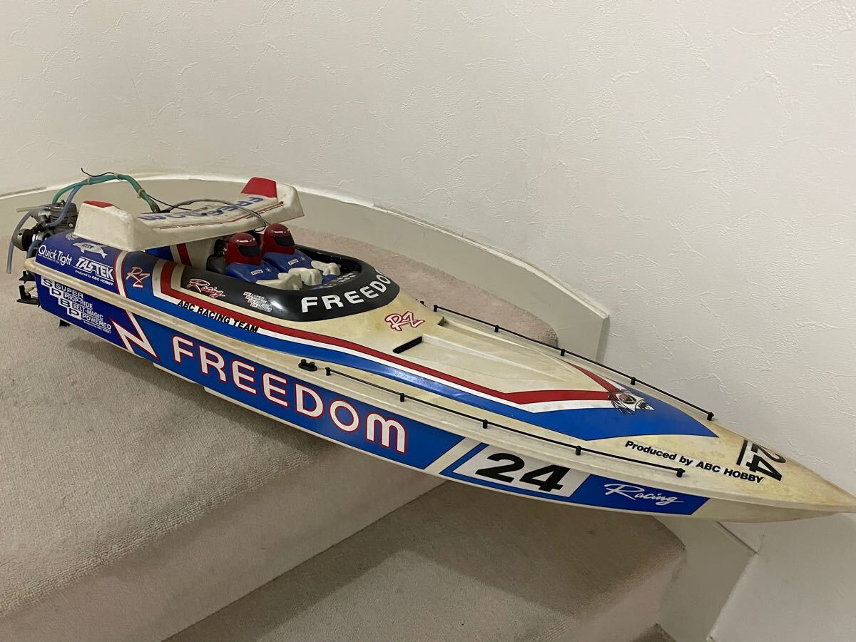 ABCホビー ABC HOBBY ラジコンボート FREEDOM RZ O.S. MAX ABCホビー ABC HOBBY ラジコンボート FREEDOM RZ O.S. MAX