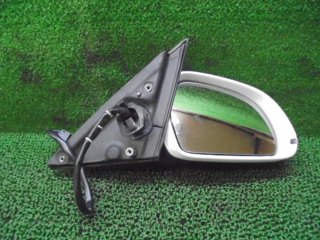9FC1100 DD4)) アウディ A4 ABA-8KCDNF 2009年 前期型 20TFSI クアトロ 純正 電格サイドドアミラー右 カプラ10ピン