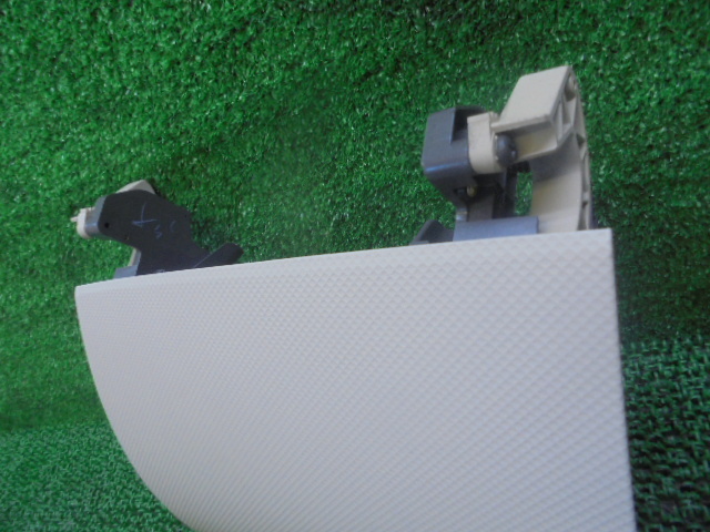 9EX2021 EF3)) トヨタ ポルテ NNP11 前期型 150r 純正 助手席グローブボックス蓋の画像2