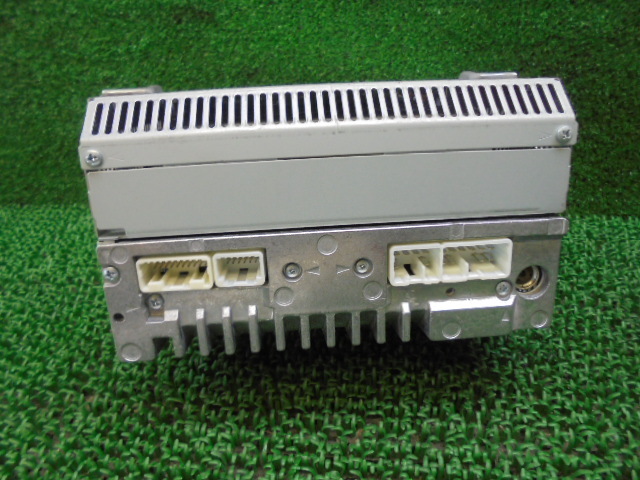 9EW6023 IJ4)) Toyota Porte NNP11 средний период type 150r оригинальный CD аудио панель CP-W55