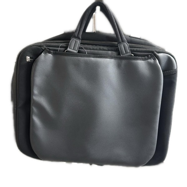 サムソナイト Samsonite ビジネスバッグ - レザー 黒 本体ロック サムソナイト Samsonite ビジネスバッグ - レザー 黒 本体ロック