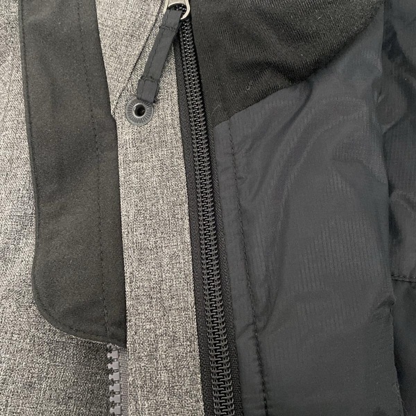 エルエルビーン L.L.Bean サイズL - グレー メンズ 長袖/ジップアップ/中綿/冬 美品 コート
