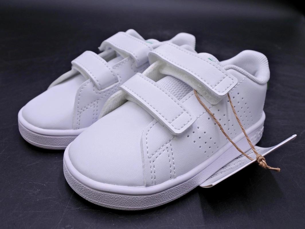 美品 adidas アディダス GW6500 アドバンコート ローカット スニーカー 13cm 白 ■■ ☆ fab4 子供服