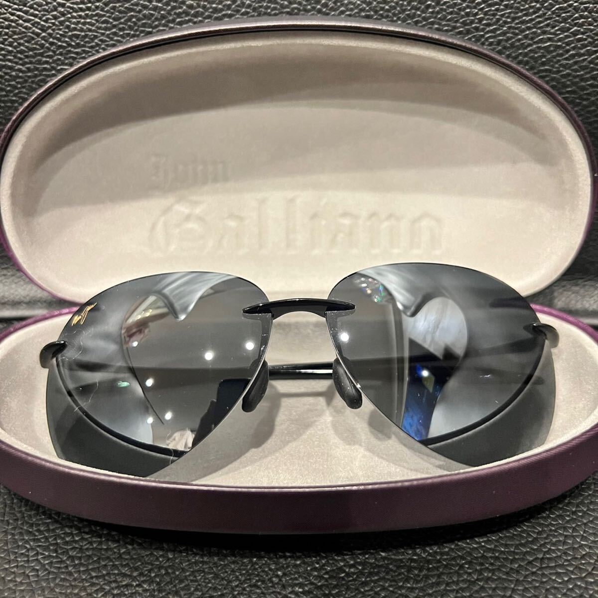 【即決】美品 偏光 Maui Jim マウイジム MJ スポーツ シュガービーチ MJ-421-02 62-12-127 ブラック リムレス サングラス 日本製 ドロップ