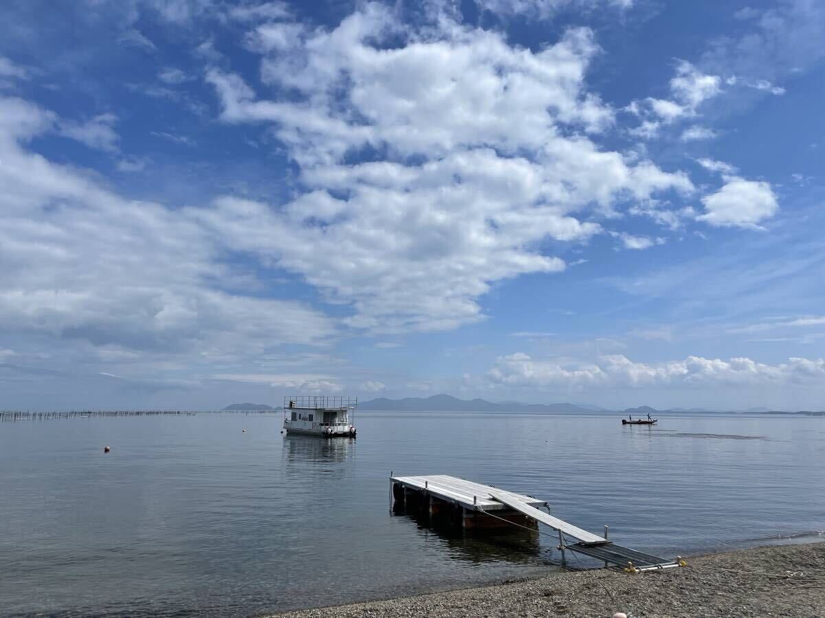 Yahoo!オークション - タイヤ付 浮き桟橋 6m×1.8m Yahoo!オークション - タイヤ付 浮き桟橋 6m×1.8m