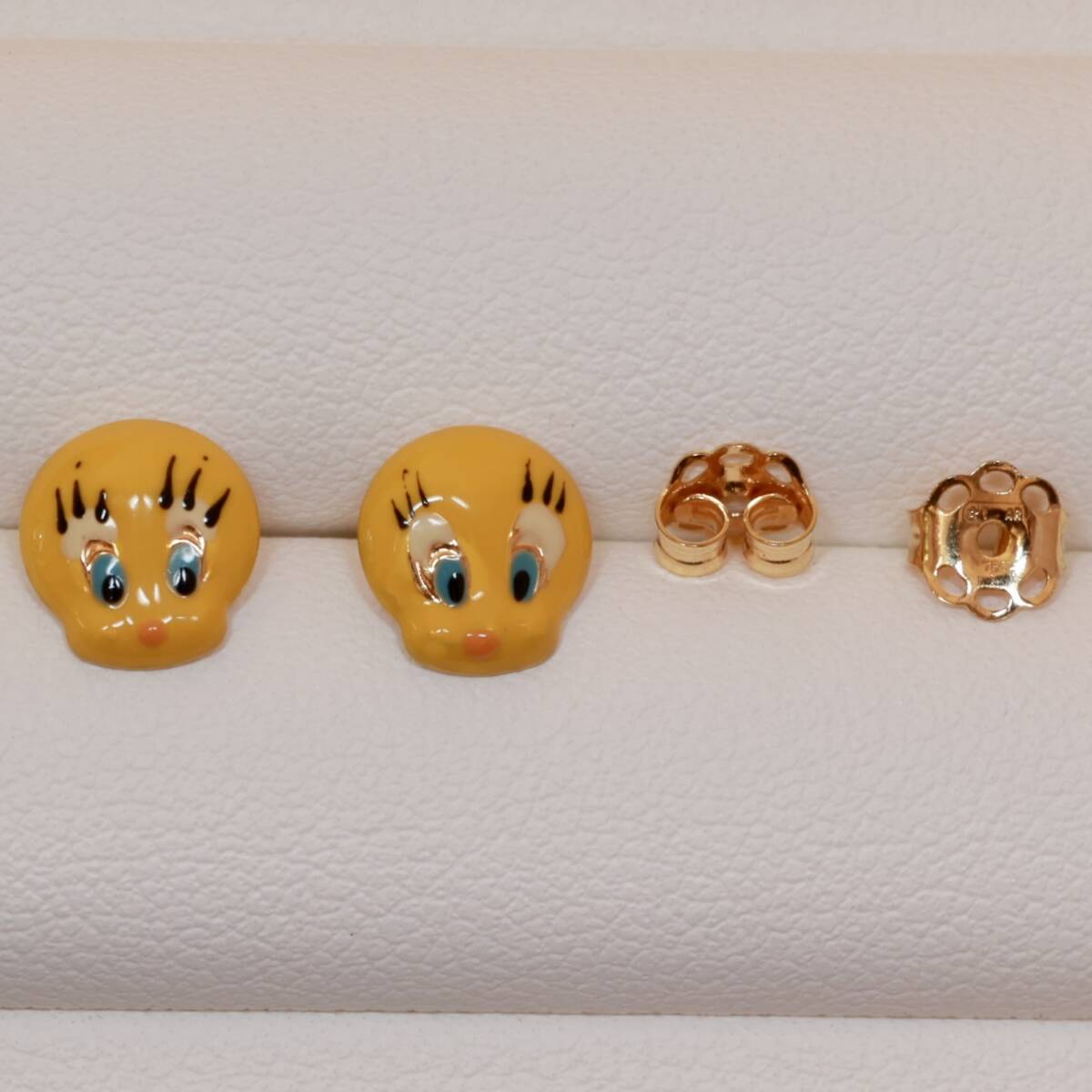 750 YG ワーナーブラザーズ ルーニー・テューンズ トゥイーティー ピアス エナメル K18_画像3