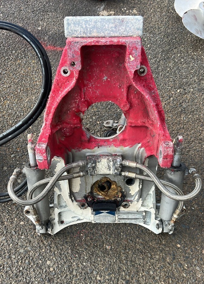 Yanmar SZ110-1 トランサマ 油圧ポンプ 油圧シリンダー ボート Yanmar SZ110-1 トランサマ 油圧ポンプ 油圧シリンダー ボート