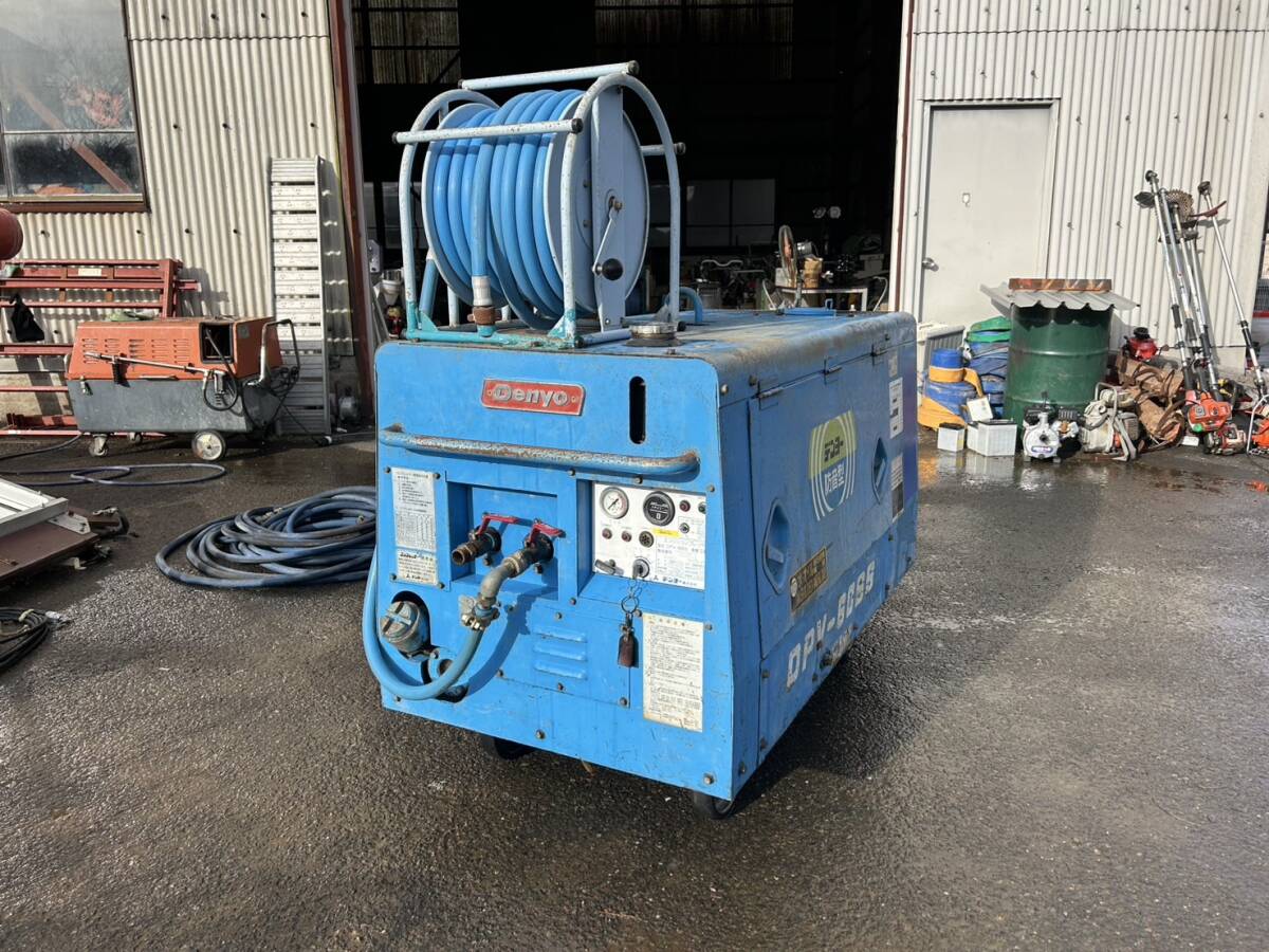 【京都】デンヨー エアーコンプレッサー DPV-60SS ディーゼル 22馬力 セル 420時間 最大7kg/ ホースリール エンジン・エア吐出動作確認済