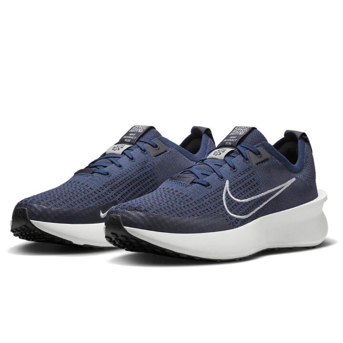 送料無料　新品　ナイキ　INTERACT RUN 26.5㎝