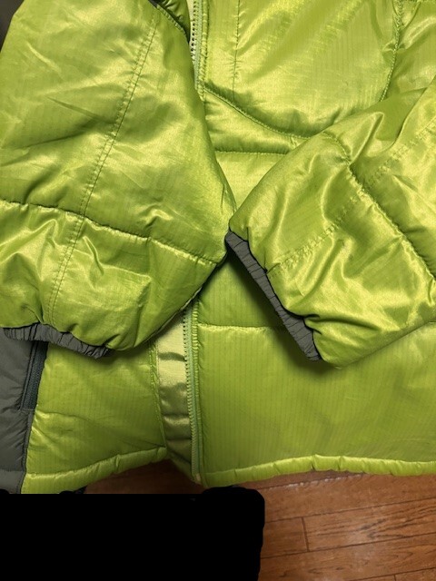 希少 Lサイズ 美品【2008・廃盤プリマロフト】 patagonia 希少 Lサイズ 美品【2008・廃盤プリマロフト】 patagonia