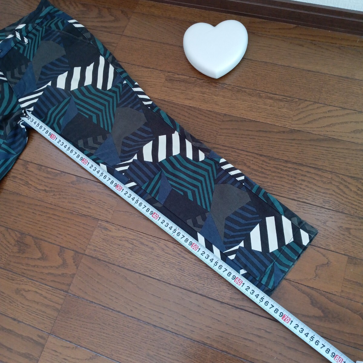 1737【中古】Jack Bunny golf　ジャックバニー　ゴルフウェア　ロングパンツ　メンズ　サイズ　M（4）幾何学模様の総柄_画像4