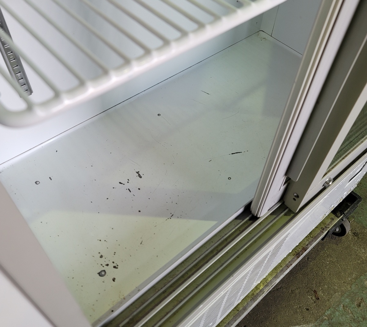 ※ O ※ ダイワ リーチイン冷蔵ショーケース スライド扉 800x450x1850 DC-ME31A 単相100V 動作確認済 2014年 廚房 中古品 ※ I-1093 ※