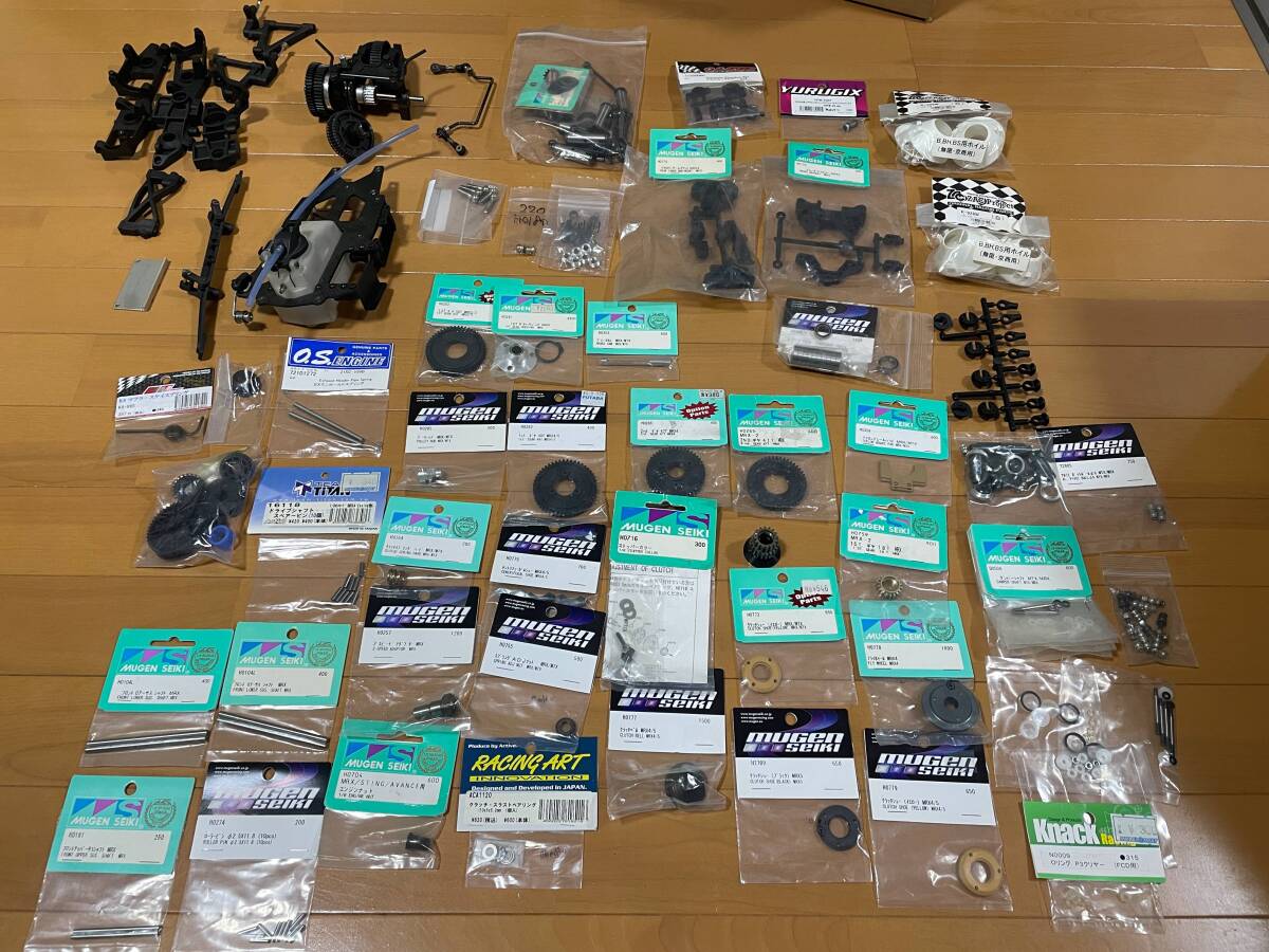 無限精機 MRX-3 1/8 GPハチイチレーシング 部品 色々セット 無限精機 MRX-3 1/8 GPハチイチレーシング 部品 色々セット