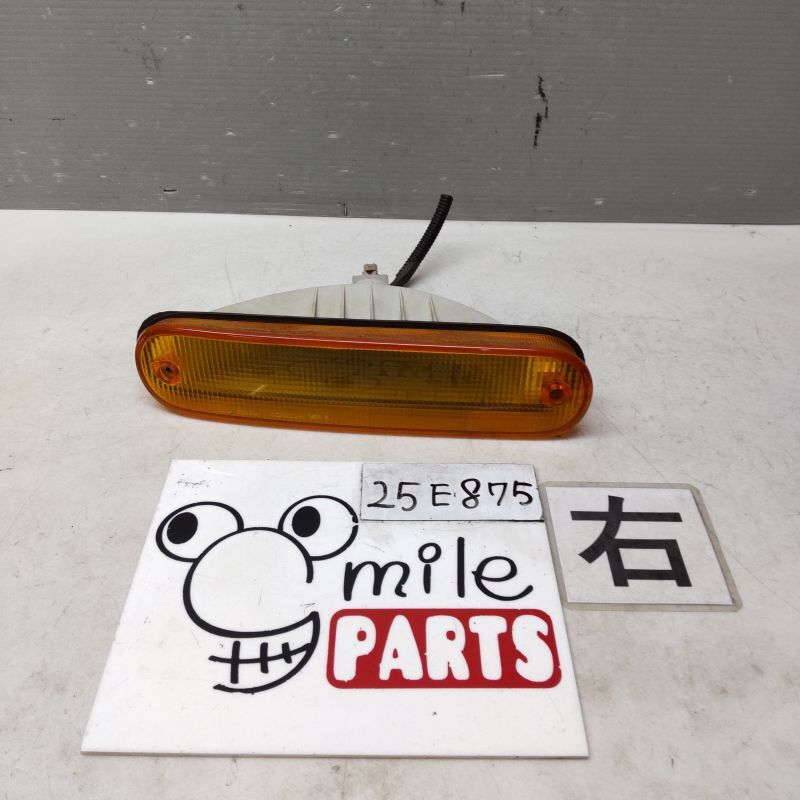 PA1 Z оригинальный правый бампер для указатель поворота 2Z5-15-4/25E875* включение в покупку не возможно PA1 Z оригинальный правый бампер для указатель поворота 2Z5-15-4/25E875* включение в покупку не возможно