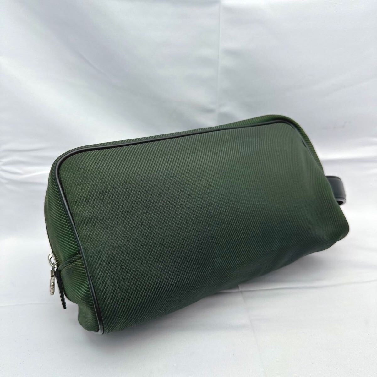 s20 1円 LOUIS VUITTON ルイヴィトン ポーチ クラッチバッグ パラナ M30758 タイガ シリアル CA1000