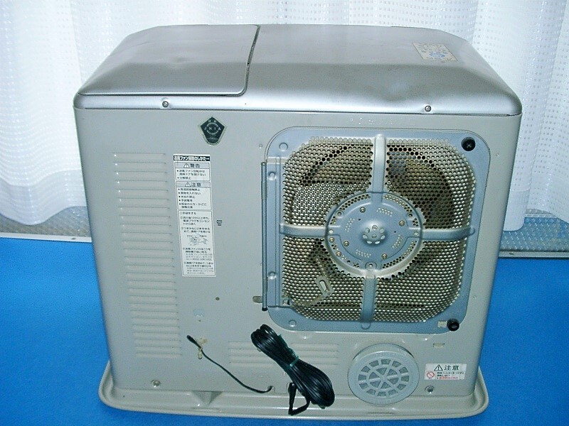 ★全国送料無料（沖縄/離島もOK）　大き目サイズ　三菱　石油ファンヒーター　KD-FX56E　～20畳　清掃済　動作OK！　お買い得！　No.9