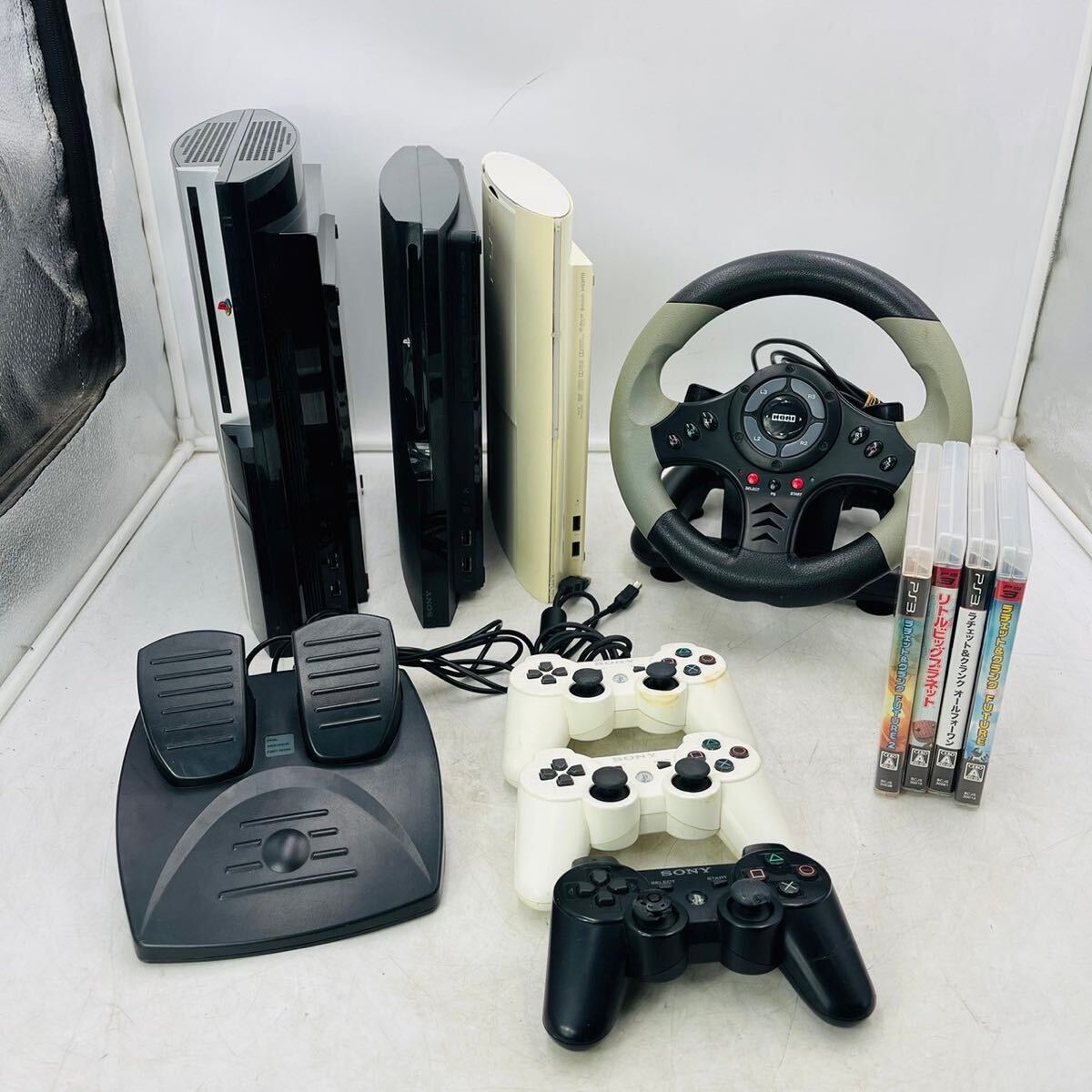 送料無料】PlayStation 3 本体3台 コントローラー3個 ソフト4本 送料無料】PlayStation 3 本体3台 コントローラー3個 ソフト4本