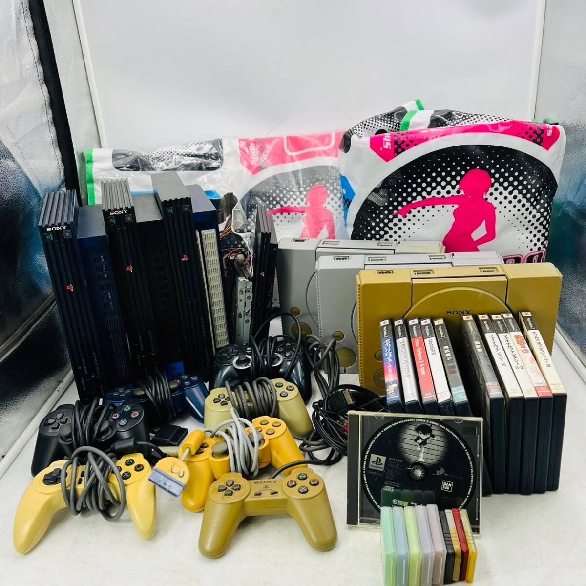 【送料無料】お宝セット　PS1＆PS2本体3台＋コントローラー7個＋ソフト11本　ジャンク品特価