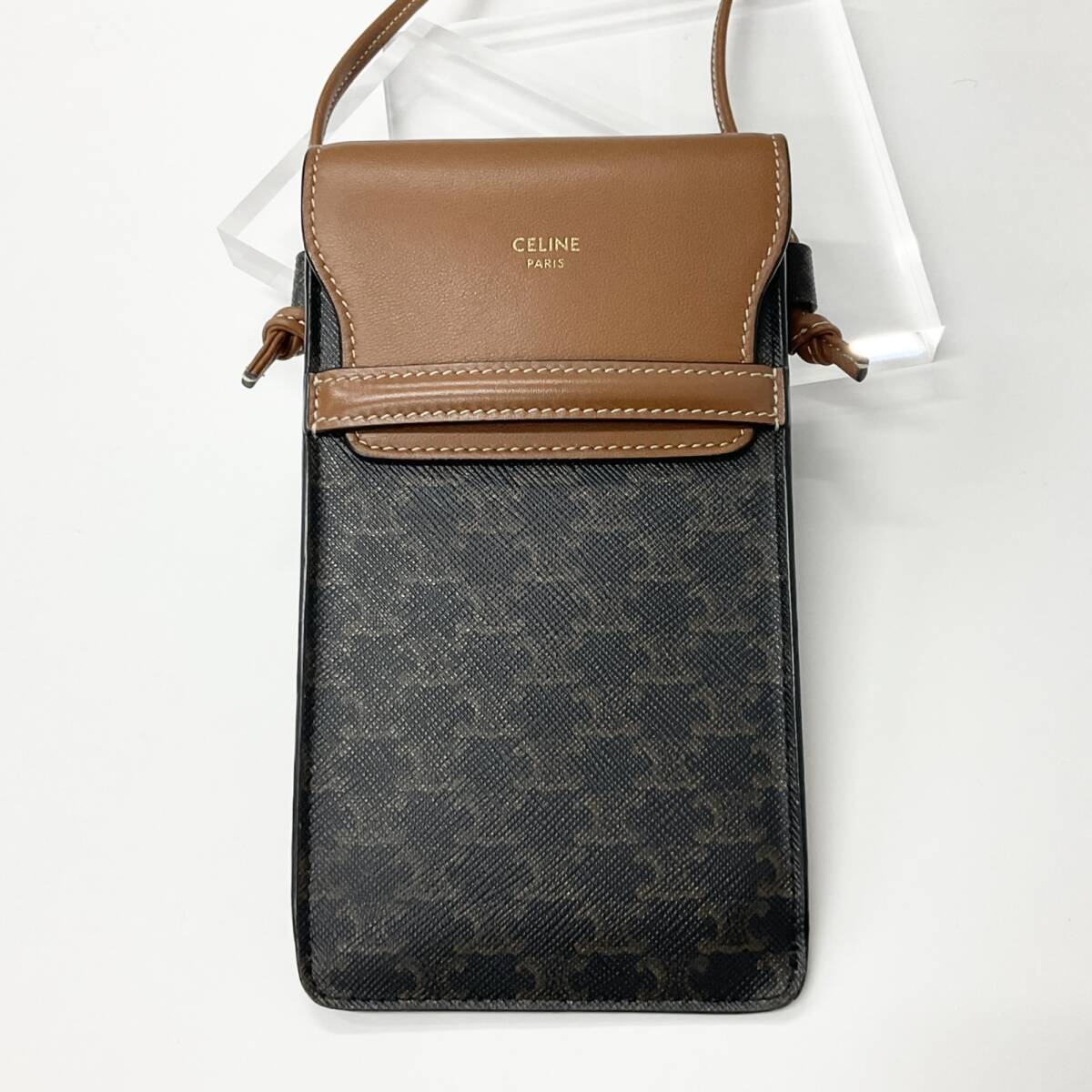M11329 Celine Trio mf Logo заслонка имеется мобильный сумка мобильный phone кейс небольшая сумочка Brown 