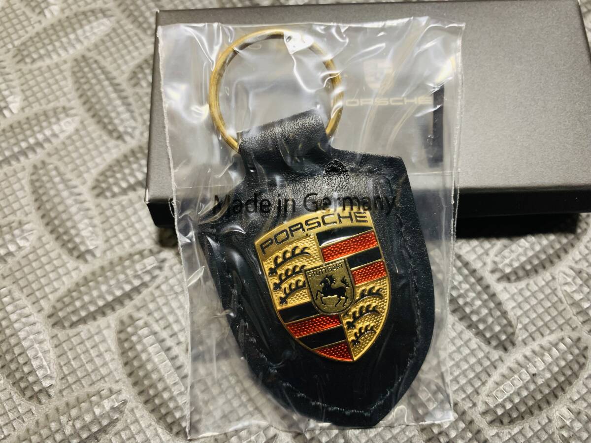 ポルシェ 純正 クレスト キーホルダー ブラック PORSCHE