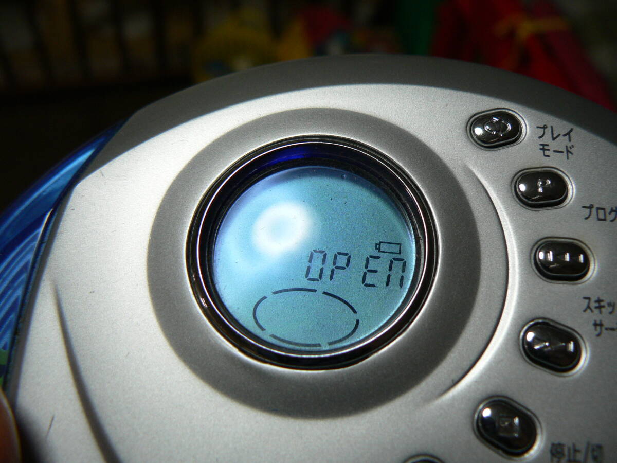 送料最安 450円 音響70-03:ジャンク品 ポータブルCDプレーヤー RiGiD RD-005 Portable CD Player 通電確認