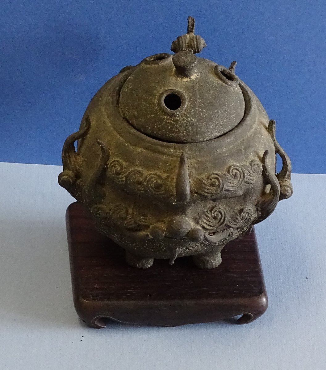 品名:時代香炉・作者:不詳・時代:中国唐宗元時代(想定 品名:時代香炉・作者:不詳・時代:中国唐宗元時代(想定