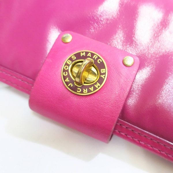 MARC JACOBS マークジェイコブス ターンロック金具 二つ折り 長財布 ピンク【送料無料】【質(zhì)屋かんてい局橫浜港南店】中古品 used AB