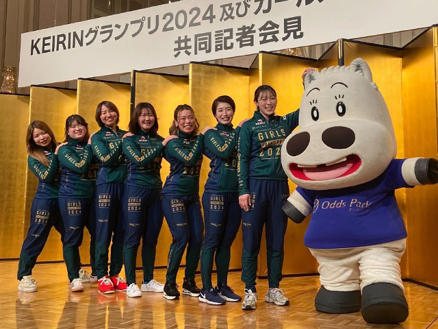 ガールズグランプリ2024 レプリカフォトセッション ガールズグランプリ2024 レプリカフォトセッション
