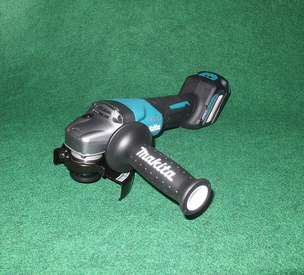 ⑥新品 マキタ GA020GZ 40Vmax-125mm 無線連動対応充電式ディスクグラインダ パドルSW・ダイヤル変速付 本体のみ バッテリ・充電器別売新品