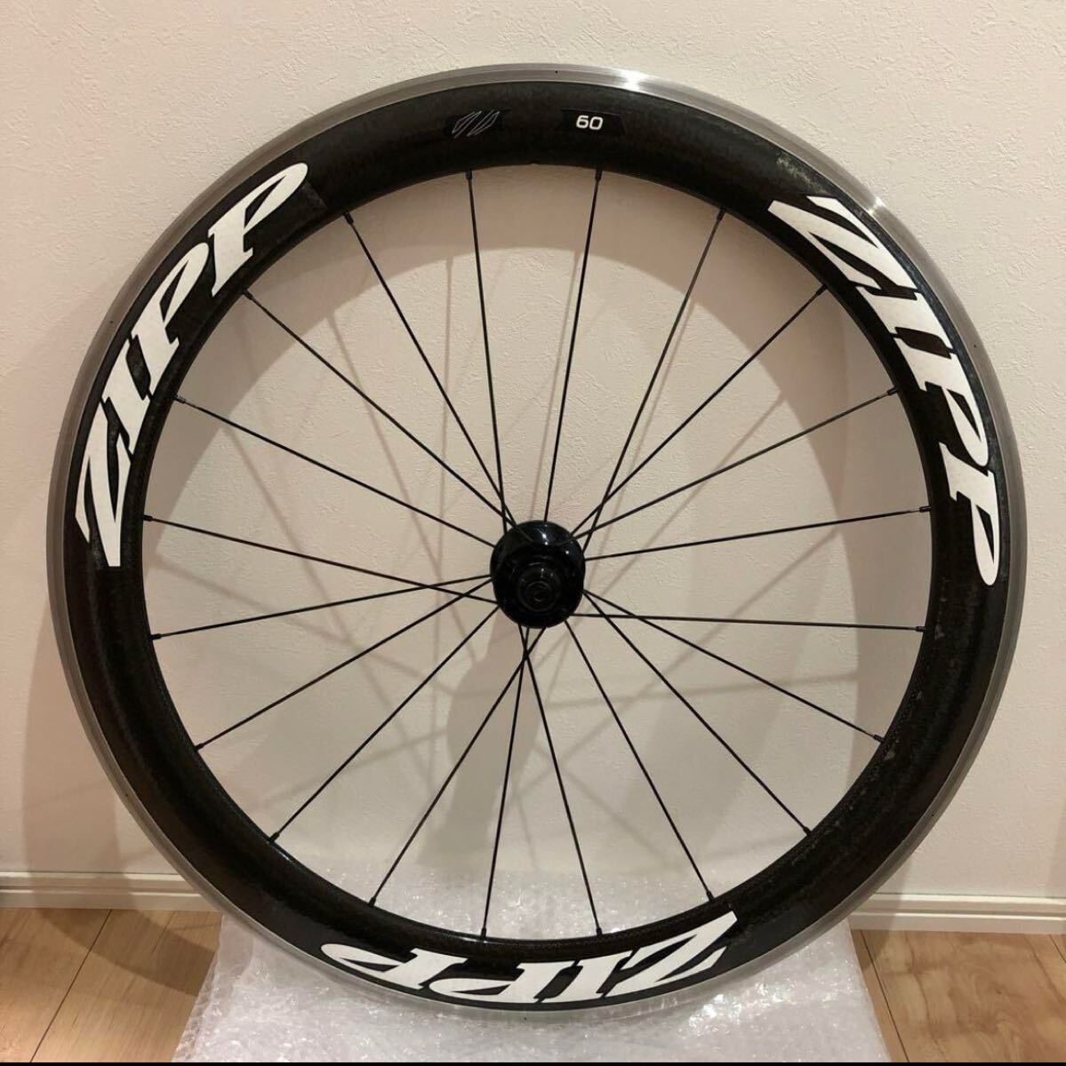 タイヤ付 ZIPP 60 クリンチャーホイール(リアのみ)