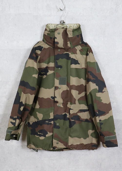 フランス軍放出 3レイヤーパーカー CCE 96L 110705 フランス軍放出 3レイヤーパーカー CCE 96L 110705