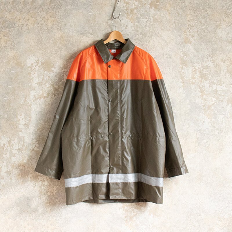 スイス　　ナイロンコート Civil Protection　022301