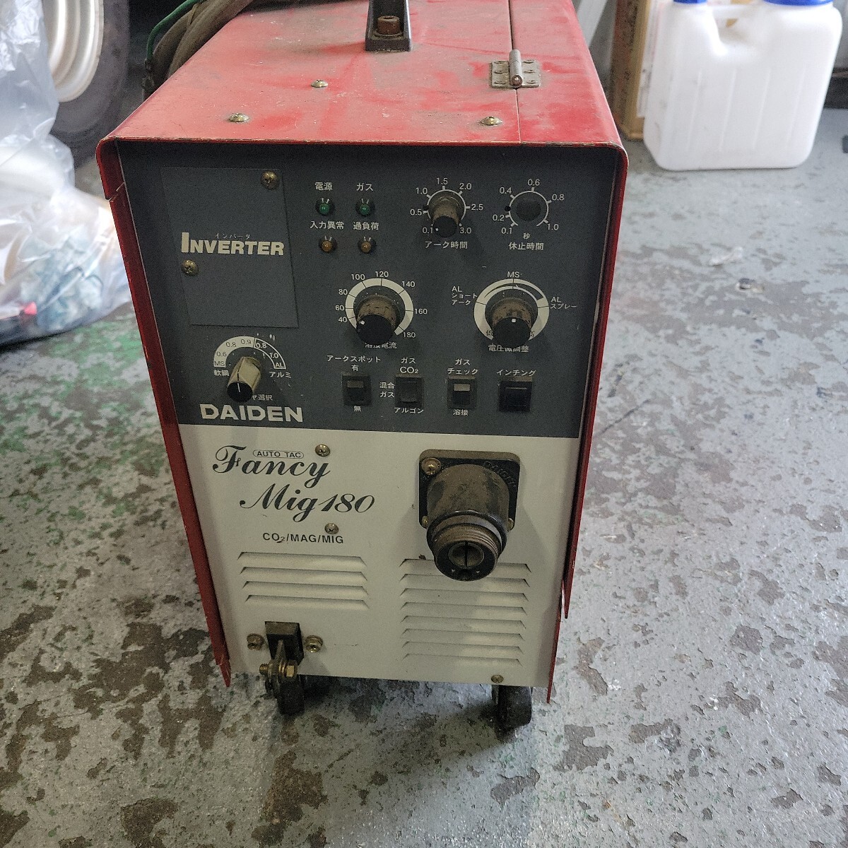 DAIDEN（大阪電気）インバーターファンシーMIG180半自動溶接機　 三相200V